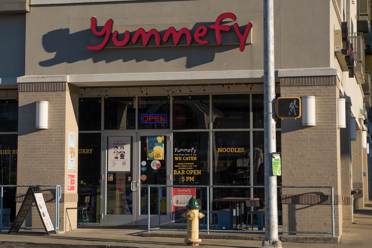 Yummefy Indo Fresh Food & Bar